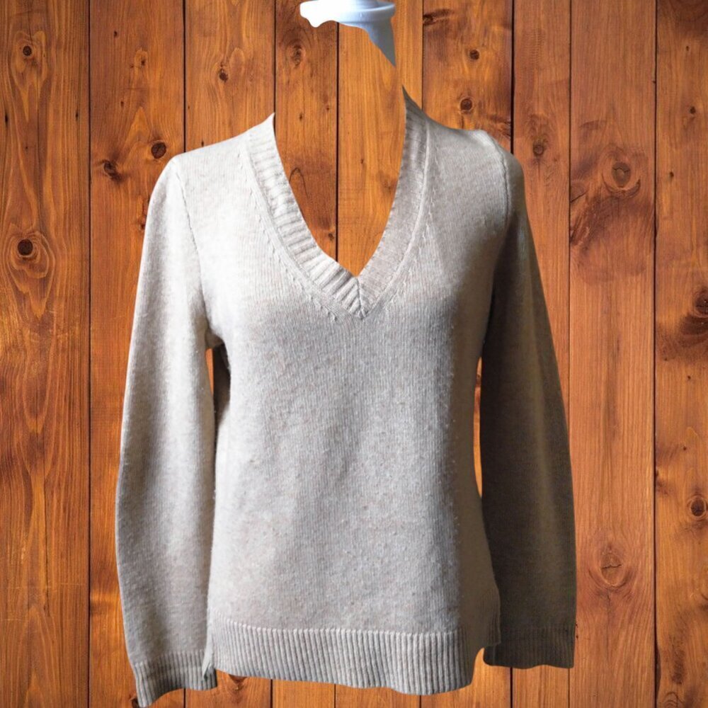 J. Crew XS V-Neck Pullover Wool Cashmere Blend Beige Sweater Leather Patches